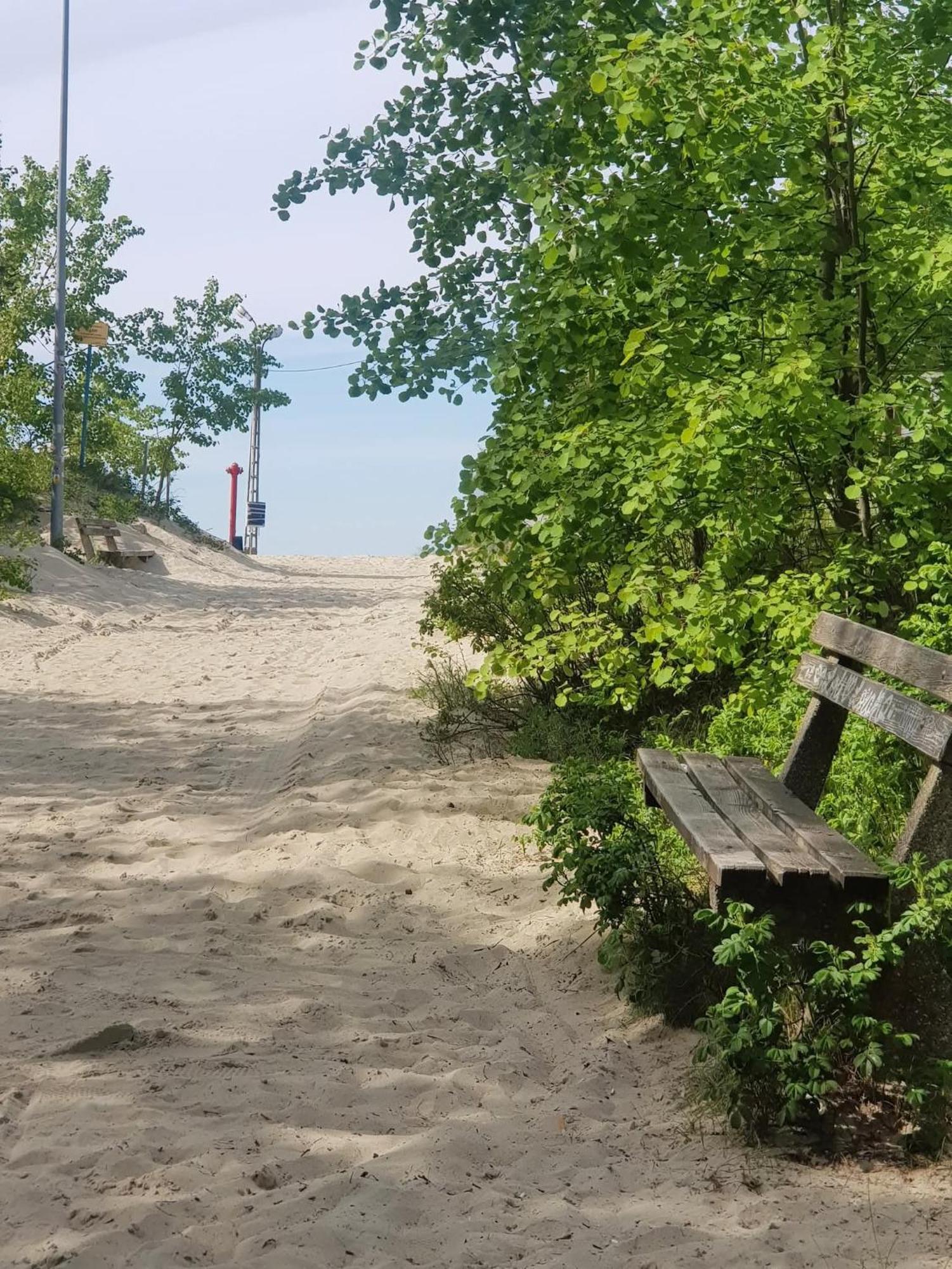 Pokoje Goscinne Nord Krynica Morska Buitenkant foto